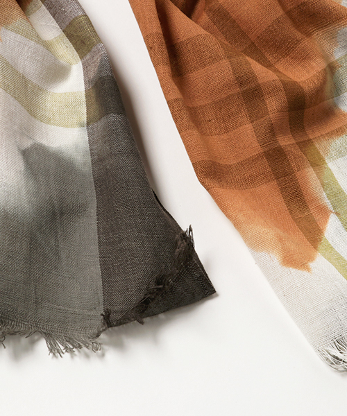 チャイハネ（チャイハネ）の「【チャイハネ】チェック柄アースストール（ストール/ショール・レディース・ブルー/レッド/ブラウン・FREE）」の4枚目の写真