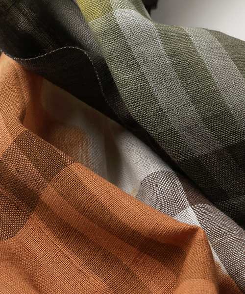 チャイハネ（チャイハネ）の「【チャイハネ】チェック柄アースストール（ストール/ショール・レディース・ブルー/レッド/ブラウン・FREE）」の5枚目の写真