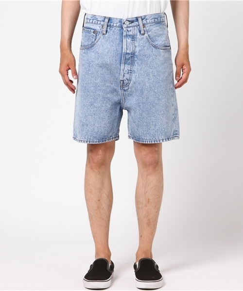 Denime（ドゥニーム）の「CONE MILS DENIM デニムリラックスショートパンツ（デニムパンツ・メンズ・インディゴブルー/ケミカルウォッシュ・SMALL/LARGE/MEDIUM）」の5枚目の写真