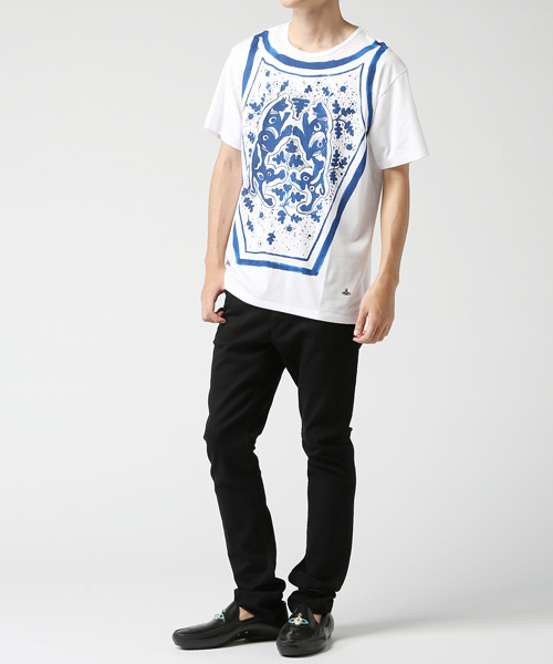 Vivienne Westwood MAN（ヴィヴィアンウエストウッドマン）の「ドッグクレスト リラックスTシャツ【279058 5113】（Tシャツ/カットソー・メンズ・ホワイト・44/46/48）」の4枚目の写真