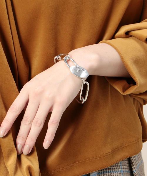 BEAUTY&YOUTH UNITED ARROWS（ビューティーアンドユースユナイテッドアローズ）の「＜VELATTI＞チェーンブレスレット¨（バングル/リストバンド・レディース・シルバー・FREE）」の5枚目の写真