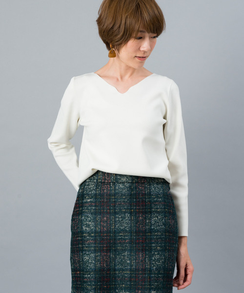 RIVE DROITE（リヴドロワ）の「ハートネックプルオーバー（ニット/セーター・レディース・オフホワイト/ブラック/ミント/ベージュ・FREE）」の2枚目の写真