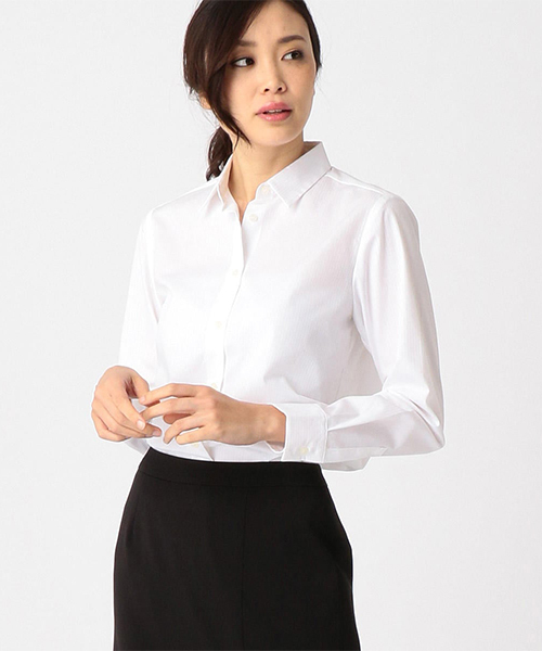 COMME CA ISM(コムサイズム)の「ドビー織りのホワイトシャツ(シャツ/ブラウス・レディース・ホワイト・SMALL/MEDIUM/LARGE)」の2枚目の写真