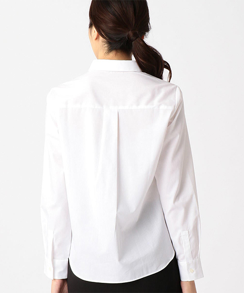 COMME CA ISM(コムサイズム)の「ドビー織りのホワイトシャツ(シャツ/ブラウス・レディース・ホワイト・SMALL/MEDIUM/LARGE)」の4枚目の写真