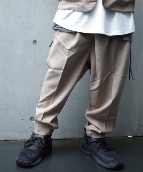 rovtski(ロフトスキー)の「rovtski 【春夏のセットアップ】TROPICAL斜結パンツ(スラックス・メンズ・ライトグレー/ネイビー/ベージュ/ダークブルー・MEDIUM/LARGE)」の2枚目の写真