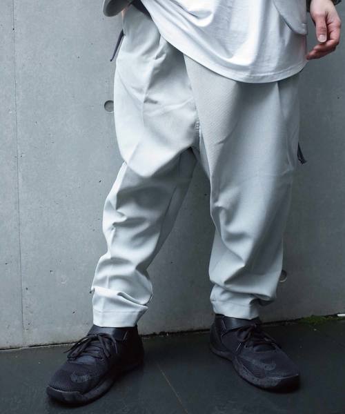 rovtski(ロフトスキー)の「rovtski 【春夏のセットアップ】TROPICAL斜結パンツ(スラックス・メンズ・ライトグレー/ネイビー/ベージュ/ダークブルー・MEDIUM/LARGE)」の1枚目の写真