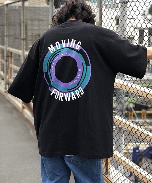 kutir（クティール）の「CIRCLE LOGO EX BIG TEE/ サークルロゴスーパービッグTシャツ（Tシャツ/カットソー・メンズ・ホワイト/ブラック・MEDIUM/LARGE）」の6枚目の写真