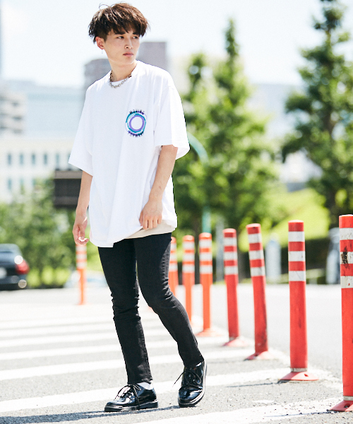 kutir（クティール）の「CIRCLE LOGO EX BIG TEE/ サークルロゴスーパービッグTシャツ（Tシャツ/カットソー・メンズ・ホワイト/ブラック・MEDIUM/LARGE）」の9枚目の写真