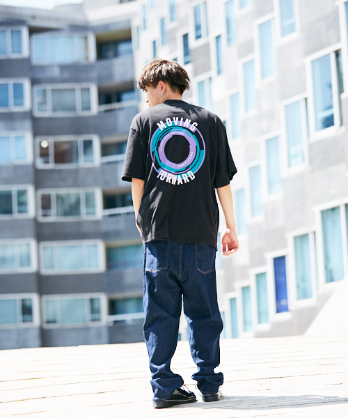 kutir（クティール）の「CIRCLE LOGO EX BIG TEE/ サークルロゴスーパービッグTシャツ（Tシャツ/カットソー・メンズ・ホワイト/ブラック・MEDIUM/LARGE）」の15枚目の写真