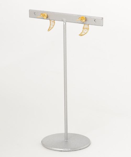 TONE SELECT GOODS（トーンセレクトグッズ）の「【925 SILVER ACC】ワイヤームーンピアスSV925(OG)（ピアス（両耳用）・レディース・シルバー/ゴールド・FREE）」の3枚目の写真