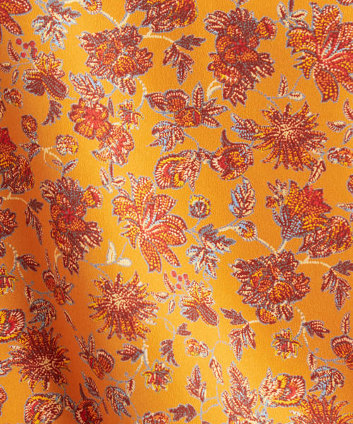 green label relaxing(グリーンレーベルリラクシング)の「CFC フラワー プリント シャーリング カフス ブラウス(シャツ/ブラウス・レディース・イエロー/ネイビー・FREE)」の17枚目の写真