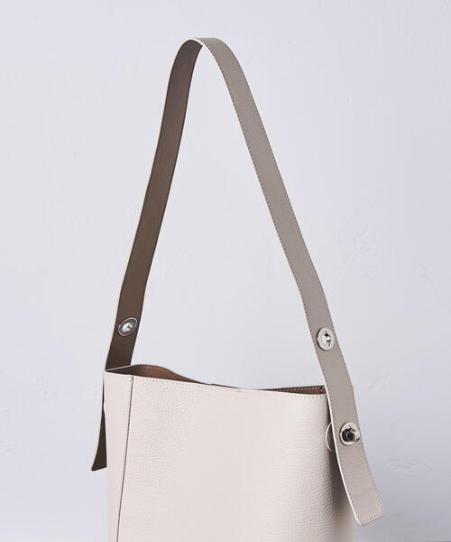 UNITED ARROWS(ユナイテッドアローズ)の「UBCS ワンショルダーバッグ†(ショルダーバッグ・レディース・ネイビー/ナチュラル/ブラウン・FREE)」の18枚目の写真
