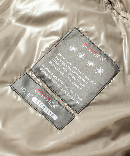 NANO universe(ナノユニバース)の「DUVETICA(デュベティカ)/ aridteodue(ダウンベスト・メンズ・ベージュ/ブルー/ネイビー/ブラック・46/48/50)」の17枚目の写真