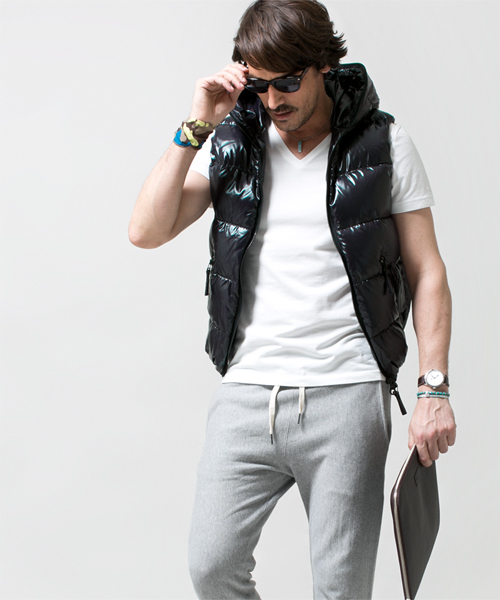 NANO universe(ナノユニバース)の「DUVETICA(デュベティカ)/ aridteodue(ダウンベスト・メンズ・ベージュ/ブルー/ネイビー/ブラック・46/48/50)」の5枚目の写真