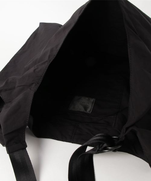 CRAMSHELL(クラムシェル)の「SHOULDER SHOPPING BAG L(ショルダーバッグ・メンズ・グレー/ブラック・FREE)」の9枚目の写真