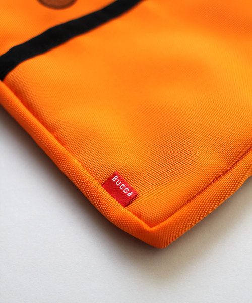 BUCCA 44（ブッカフォーティーフォー）の「【BUCCA 44】ワンポイント刺繍サコッシュ（ショルダーバッグ・メンズ・ライム/オレンジ/ブラック・FREE）」の7枚目の写真
