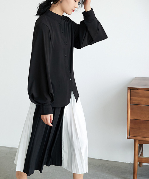 Girly Doll（ガーリードール）の「バルーンスリーブ スタンドカラーシャツ（シャツ/ブラウス・レディース・ブラック/ブルー/ベージュ/ブルー系その他/ブラック系その他/チャコールグレー/ブラウン/カーキ/モカ/オフホワイト/ライトカーキ/ライトベージュ・S/M/L）」の18枚目の写真