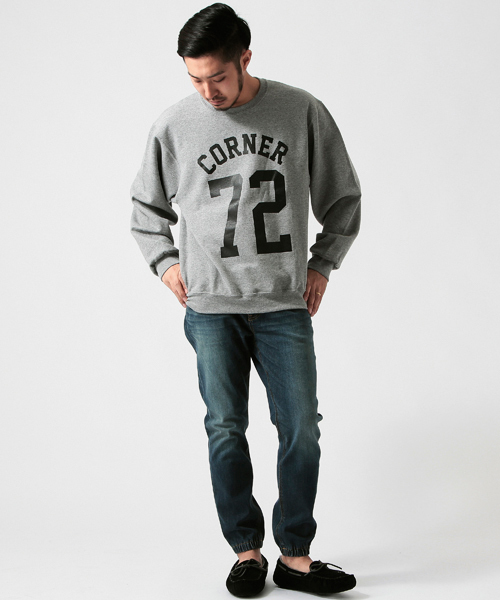 BEAMS（ビームス）の「BEAMS / BIGロゴ クルーネック スウェット（スウェット・メンズ・ホワイト/ブラック/グレー・SMALL/LARGE/MEDIUM）」の12枚目の写真