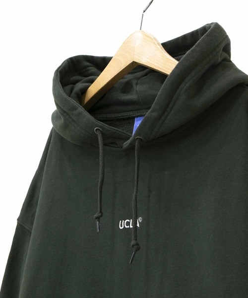 UCLA(ユーシーエルエー)の「UCLA カレッジ プルパーカ (M1)(パーカー・メンズ・ホワイト/ブラック/ベージュ/グレー/オリーブ・MEDIUM/LARGE/X-LARGE)」の14枚目の写真