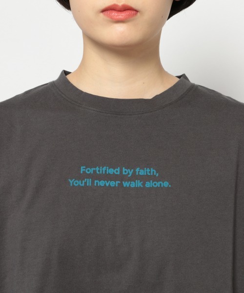 PAGEBOY（ページボーイ）の「ネオンロゴT（Tシャツ/カットソー・レディース・チャコールグレー/ブラック/オフホワイト・FREE）」の10枚目の写真