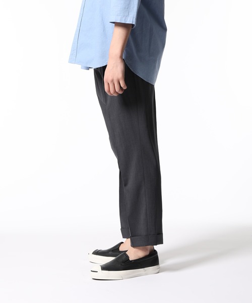 ADAM ET ROPE'(アダムエロペ)の「【EVALET】ドライタッチ クロップドスラックス(スラックス・メンズ・チャコールグレー/ベージュ系その他/ネイビー・S/M/L/XS/X-SMALL)」の7枚目の写真