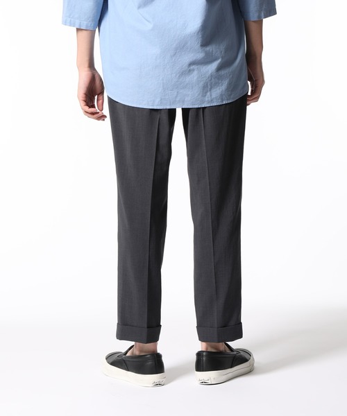 ADAM ET ROPE'(アダムエロペ)の「【EVALET】ドライタッチ クロップドスラックス(スラックス・メンズ・チャコールグレー/ベージュ系その他/ネイビー・S/M/L/XS/X-SMALL)」の8枚目の写真