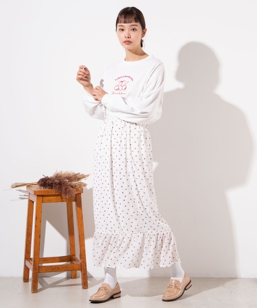 WEGO(ウィゴー)の「WEGO/チェリーロングスカート(スカート・レディース・ブラック/ホワイト・FREE)」の3枚目の写真