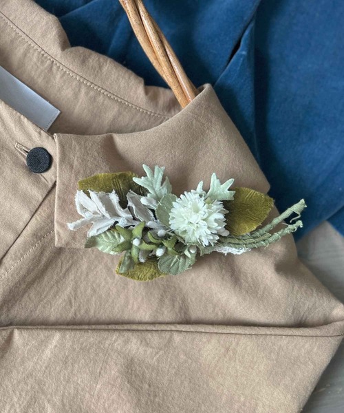 シロツメクサとリーフのクリップ バレッタ ヘアクリップ M Soeur エムスール のファッション通販 Zozotown