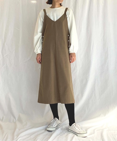 PICCIN(ピッチン)の「パールボタンジャンスカ(ジャンパースカート・レディース・ブラック/ベージュ/モカ/カーキ・M)」の2枚目の写真