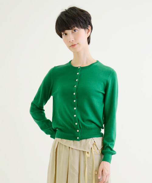 LA MARINE FRANCAISE（マリン フランセーズ）の「14Gサフィエッラ ショートカーディガン（カーディガン/ボレロ・レディース・オフホワイト/ブルー/ブラック/トップグレー/キャメル/グリーン・ONE SIZE）」の7枚目の写真