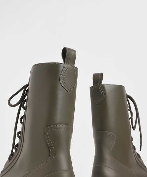CHARLES & KEITH(チャールズ & キース)の「レースアップ カーフブーツ / Lace-Up Calf Boots(ブーツ・レディース・ブラック/グリーン系その他・22.5cm/23cm/23.5cm/24.5cm/25cm/25.5cm)」の4枚目の写真
