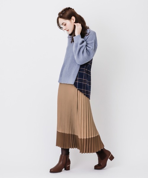 axes femme（アクシーズファム）の「バイカラープリーツスカート（スカート・レディース・キャメル/グリーン/チャコール・MEDIUM）」の3枚目の写真