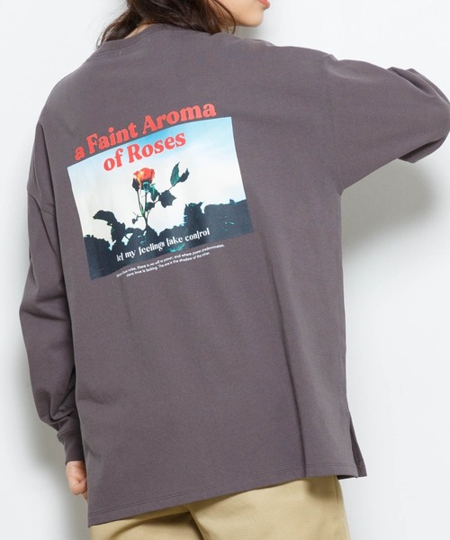 WEGO（ウィゴー）の「WEGO/グラフィックアソートロンT（Tシャツ/カットソー・レディース・ブラック/ブルー/アイボリー/ホワイト系その他/グリーン系その他/ブルー系その他/ダークグリーン/サックスブルー/ホワイト/スミクロ・FREE）」の6枚目の写真