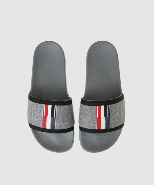 THOM BROWNE(トムブラウン)の「POOL SLIDE IN WATERPROOF LIGHT WEIGHT ENGINEERED RWB BOILED WOOL(サンダル・メンズ・グレー・7/8/9)」の1枚目の写真