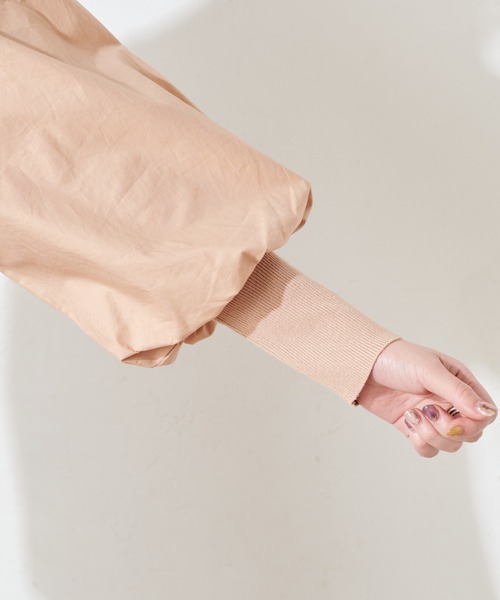 natural couture(ナチュラルクチュール)の「ぽわん袖切り替えワンピース(ワンピース・レディース・ブラック/モカ/ベージュ系その他・FREE)」の8枚目の写真