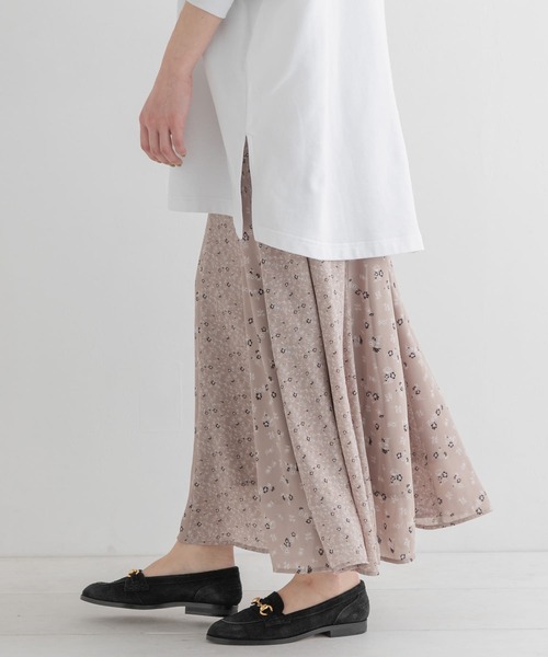 URBAN RESEARCH Sonny Label（アーバンリサーチサニーレーベル）の「パッチワークフラワープリントスカート（スカート・レディース・ネイビー/ベージュ・FREE）」の5枚目の写真