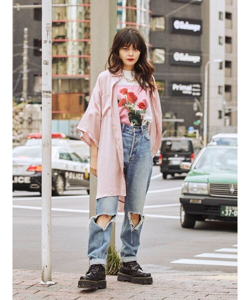 jouetie（ジュエティ）の「カラーフォトスーパーBIG Tシャツ（Tシャツ/カットソー・レディース・ライトブルー/ブラック/オフホワイト・MEDIUM）」の9枚目の写真