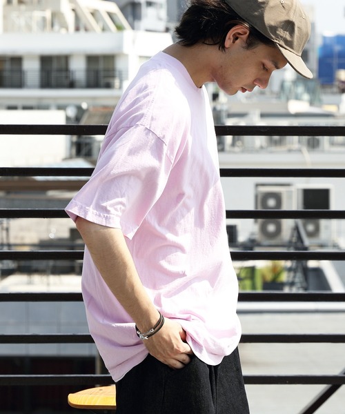 LOS ANGELES APPAREL（ロサンゼルスアパレル）の「LOS ANGELS APPAREL 6.5oz半袖Ｔシャツ（Tシャツ/カットソー・メンズ・ホワイト/ブラック/ネイビー/オフホワイト/ホワイト系その他/ブラック系その他/グリーン系その他/オレンジ系その他/ゴールド/パープル/レッド系その他/フューシャピンク/ライトピンク/ブルー系その他・MEDIUM/X-LARGE/LARGE）」の10枚目の写真