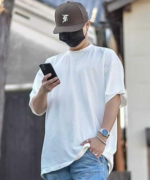 LOS ANGELES APPAREL（ロサンゼルスアパレル）の「LOS ANGELS APPAREL 6.5oz半袖Ｔシャツ（Tシャツ/カットソー・メンズ・ホワイト/ブラック/ネイビー/オフホワイト/ホワイト系その他/ブラック系その他/グリーン系その他/オレンジ系その他/ゴールド/パープル/レッド系その他/フューシャピンク/ライトピンク/ブルー系その他・MEDIUM/X-LARGE/LARGE）」の3枚目の写真