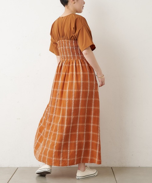 ear PAPILLONNER イアパピヨネ　柄シャーリングワンピース PAL GROUP OUTLET｜【ear PAPILLONNER】柄シャーリング