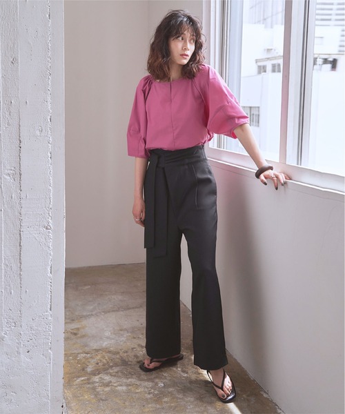 titivate(ティティベイト)の「パフスリーブキーネックブラウス(シャツ/ブラウス・レディース・ブラック/パープル/ブラウン/オフホワイト・F)」の14枚目の写真