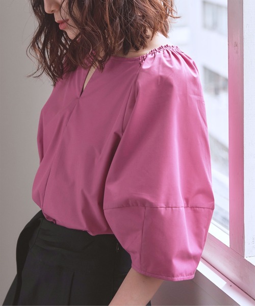 titivate(ティティベイト)の「パフスリーブキーネックブラウス(シャツ/ブラウス・レディース・ブラック/パープル/ブラウン/オフホワイト・F)」の15枚目の写真