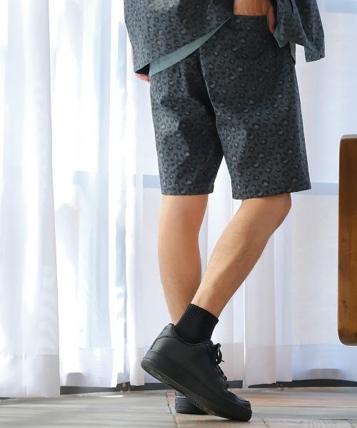 improves（インプローブス）の「15パターン ワイド シェフ ショートパンツ セットアップ対応（その他パンツ・メンズ・ブラック/E/ワンウォッシュ/オフホワイト/ブルー/D/オリーブ/ストライプ/ベージュ/ブルーグレー/C/ネイビー/ネイビー×ホワイト/B/チャコール・MEDIUM/X-LARGE/LARGE）」の18枚目の写真