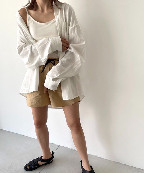 CANAL JEAN（キャナルジーン）の「RED CHOP WORKS　バックオープンパットキャミソール（キャミソール・レディース・ブラック/ブラウン/オフホワイト/グリーン/ネイビー・38）」の2枚目の写真