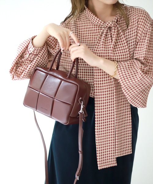 SLOBE IENA（スローブイエナ）の「【ADD CULUMN/アドカラム】 PUFF ボストンバッグ◆（ボストンバッグ・レディース・ブラウン/ブラック・FREE）」の21枚目の写真