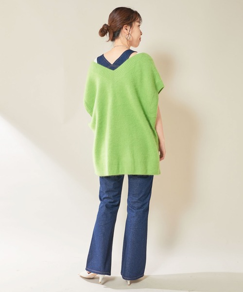 SHENERY（シーナリー）の「ラクーンVネックベスト（ベスト・レディース・オフホワイト/ラベンダー/グリーン・FREE）」の22枚目の写真