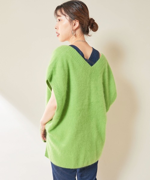 SHENERY（シーナリー）の「ラクーンVネックベスト（ベスト・レディース・オフホワイト/ラベンダー/グリーン・FREE）」の11枚目の写真