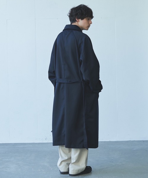 Alpinus(アルピナス)の「Alpinus - woolblend over soutien collar coat / ウールブレンドオーバーステンカラーコート(その他アウター・メンズ・ネイビー/グレイッシュベージュ・SMALL/MEDIUM)」の22枚目の写真