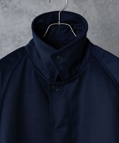 Alpinus(アルピナス)の「Alpinus - woolblend over soutien collar coat / ウールブレンドオーバーステンカラーコート(その他アウター・メンズ・ネイビー/グレイッシュベージュ・SMALL/MEDIUM)」の19枚目の写真