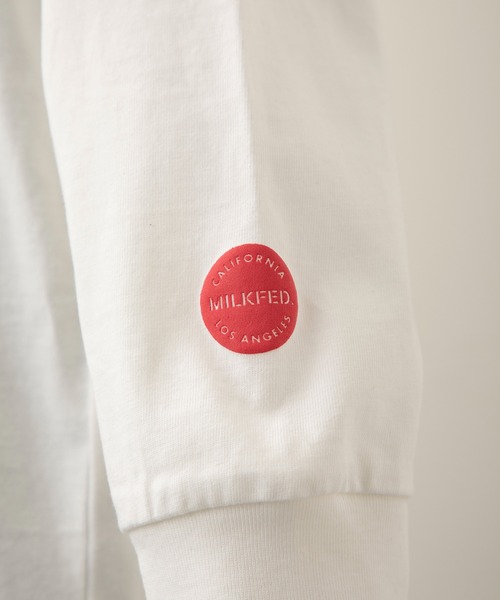 MILKFED.（ミルクフェド）の「EMBROIDERED LOGO HIGH NECK TOP（Tシャツ/カットソー・レディース・ホワイト/ライトブルー/ブラック/ベージュ/ネイビー・ONE SIZE）」の17枚目の写真